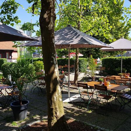 Gasthof Zur Strass Eugendorf Dış mekan fotoğraf